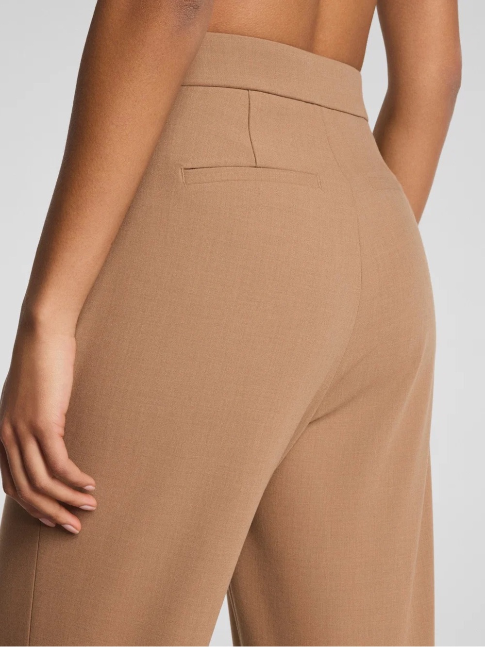NEW Spanx Classic Wide-Leg Women's Pants in Camel - Picture 4 of 5
